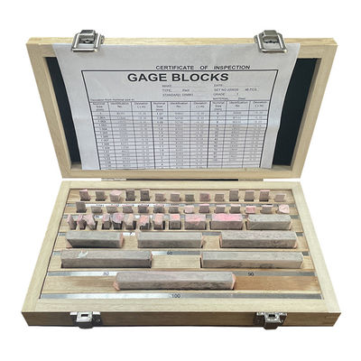 46 шт. прямоугольных блоков, установленных по стандарту DIN